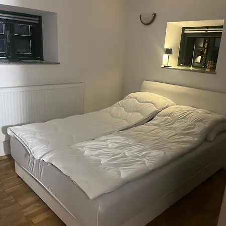 Apartma Elza شقة