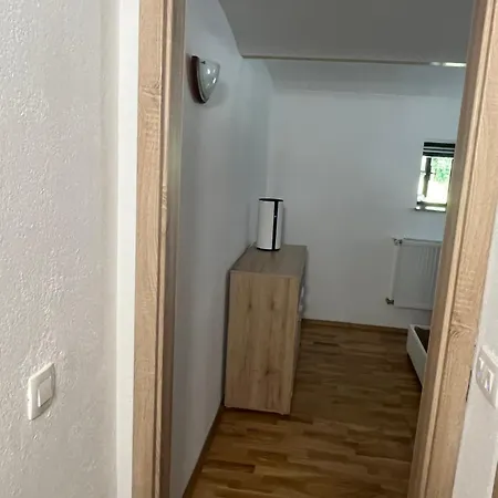 Apartma Elza *