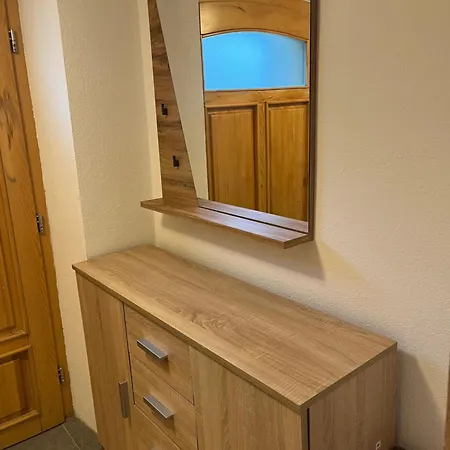 شقة Apartma Elza Tržič