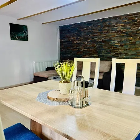 Apartma Elza Apartment *